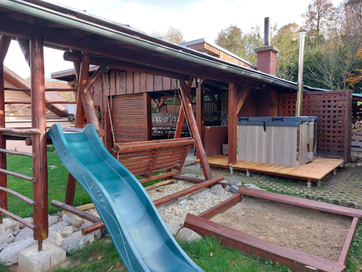 Chalupa Na Hrbku Belá Buitenkant foto